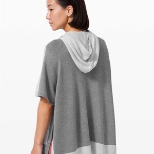 Lululemon Athletica Gray Knit Top, EUC. Size xs/s but oversized. Grey tones